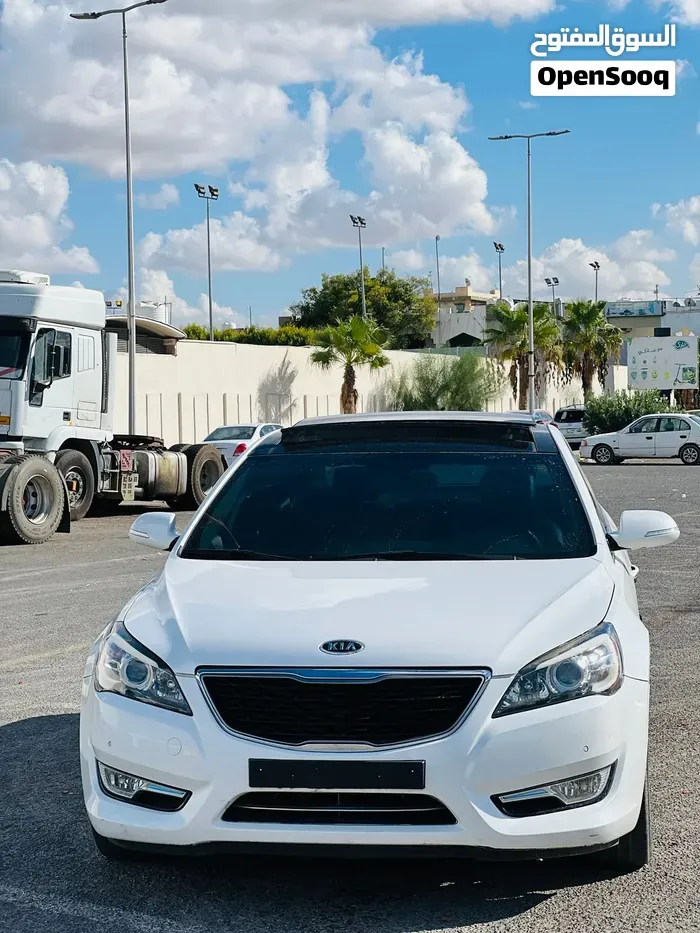 Kia Cadenza 2012 photo 2