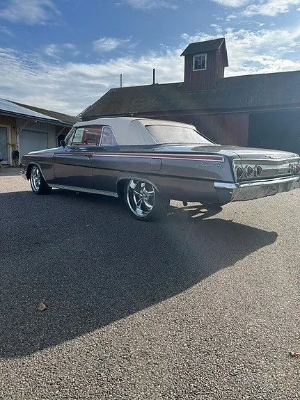 Chevrolet Impala 1962 photo 4