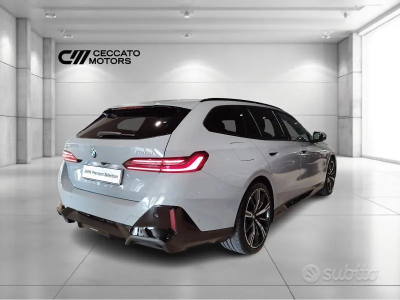 BMW 5 Series 2024 photo 3