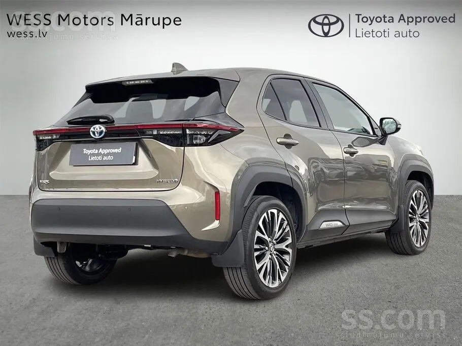 Toyota Yaris Cross Crossover 2022 photo 2