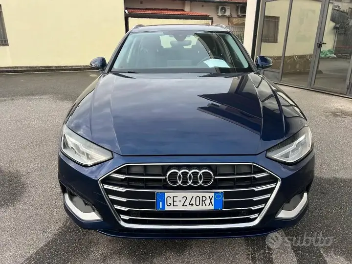 Audi A4 Avant 2021 photo 2