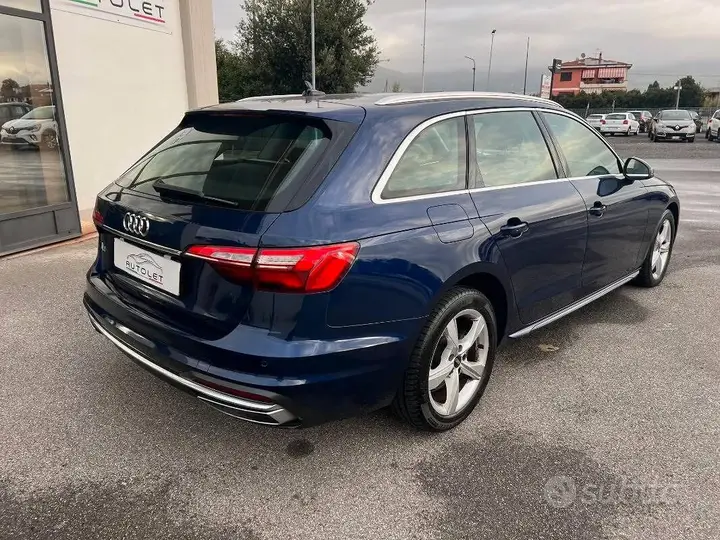Audi A4 Avant 2021 photo 4