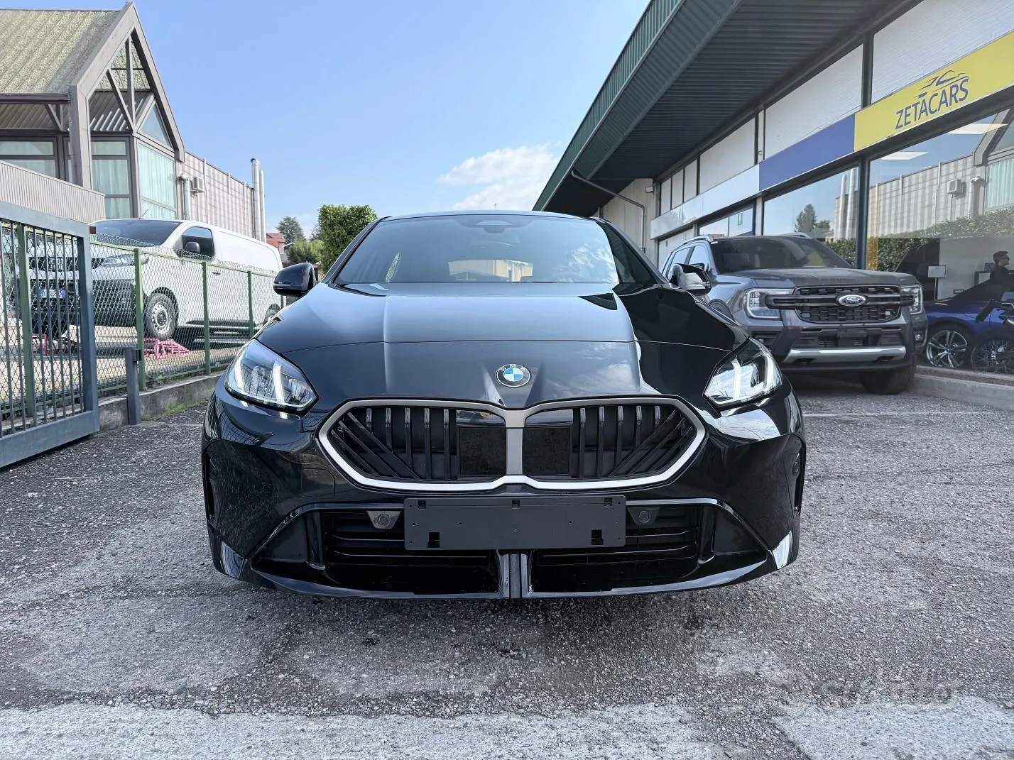 BMW 120 2025 photo 2