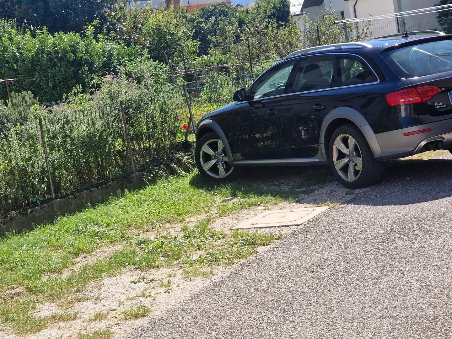 Audi A4 Allroad 2009 photo 2