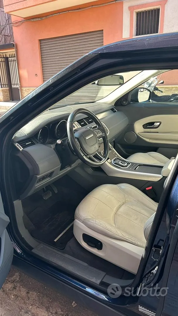 Land Rover Evoque 2017 photo 3