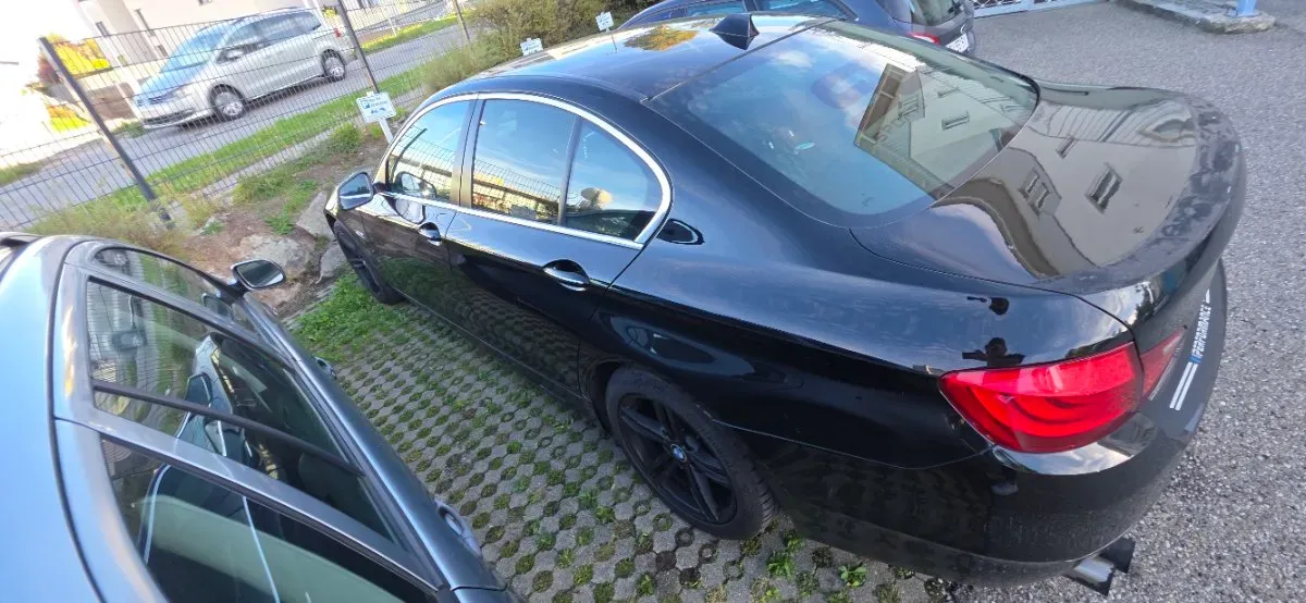 BMW 5 Series 2012 photo 3