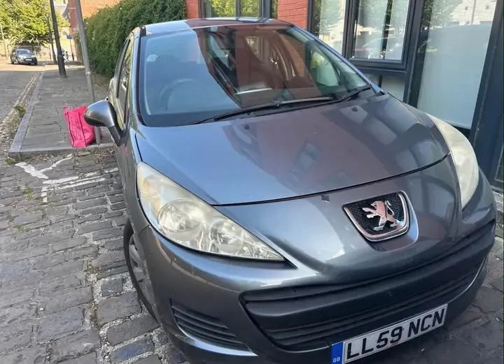 Peugeot 207