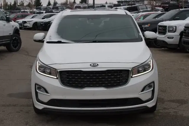 Kia Sedona 2020 photo 2