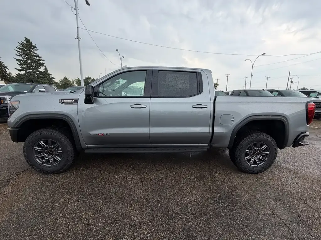 GMC Sierra 1500 2026 photo 3