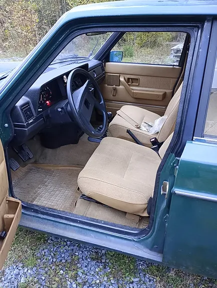 Volvo 244 1982 photo 5