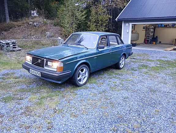 Volvo 244