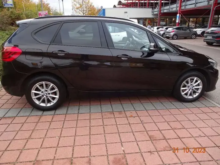 BMW 2 Series 2021 photo 3