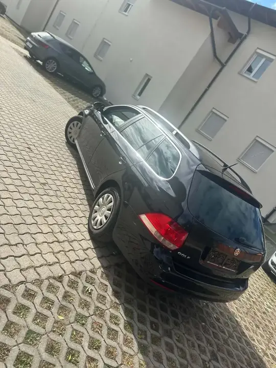 Volkswagen Golf 2009 photo 2