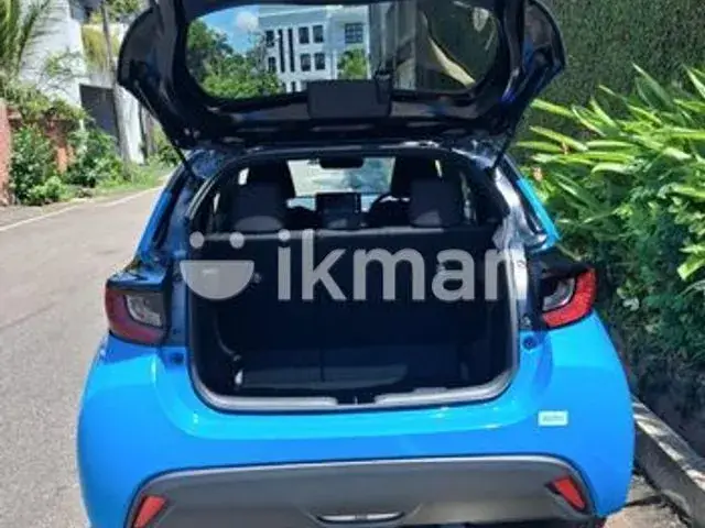 Toyota Yaris 2023 photo 4