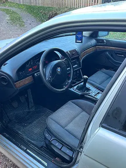 BMW 523I 2001 photo 3