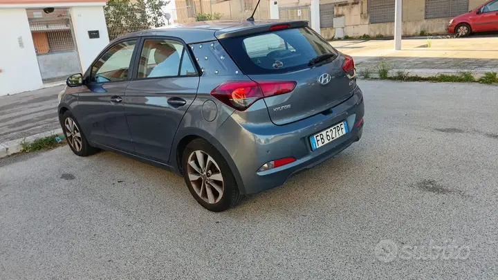 Hyundai I20 2015 photo 5