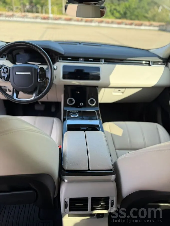 Land Rover Velar