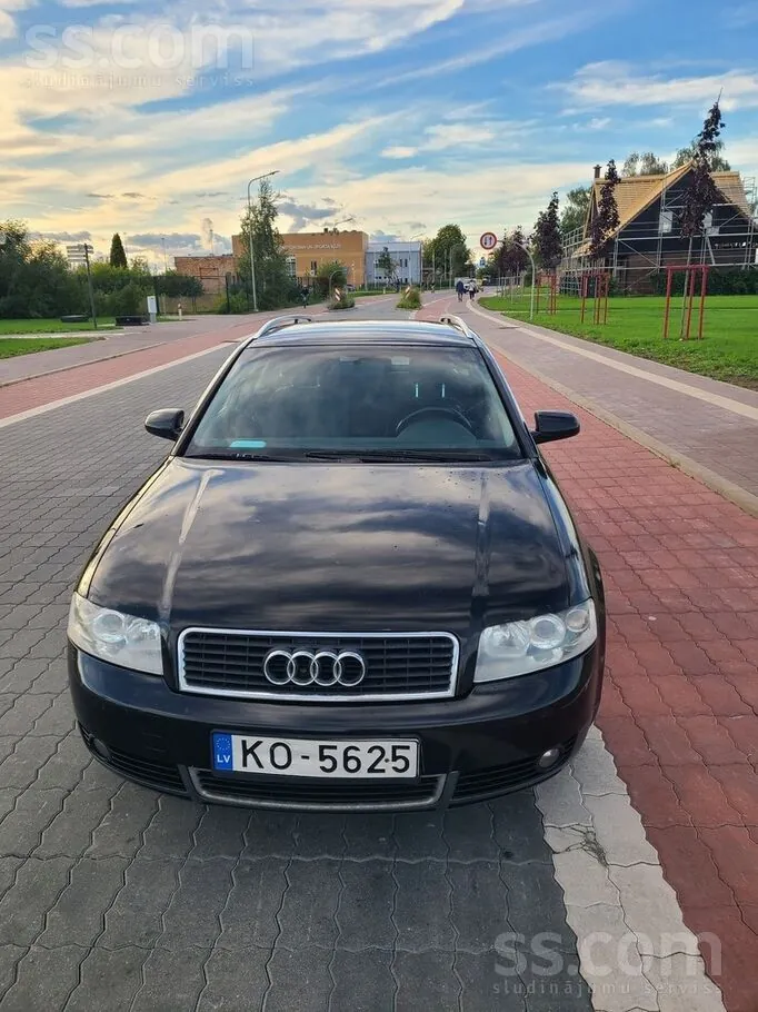 Audi A4 2003 photo 4