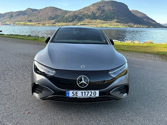 Mercedes-Benz Eqe300 2023 photo 2
