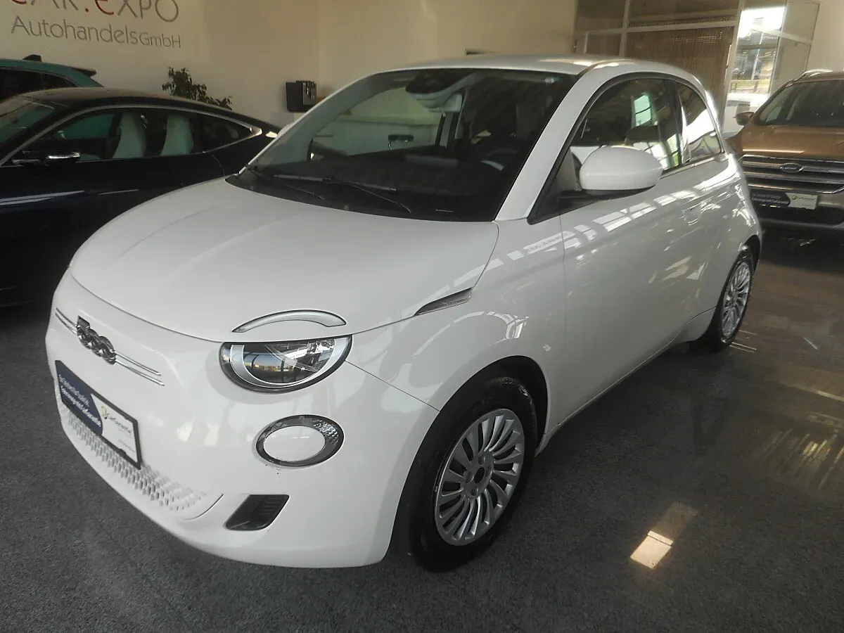 Fiat 500E