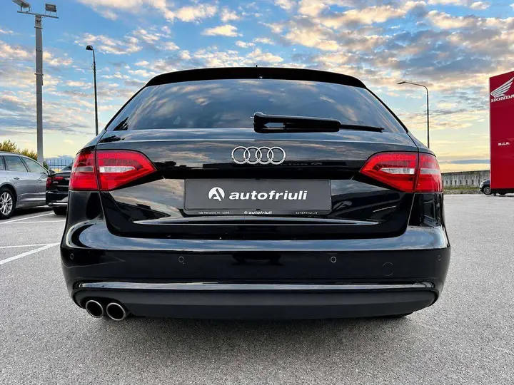 Audi A4 Avant 2013 photo 3