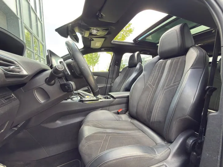 Peugeot 5008 2021 photo 2