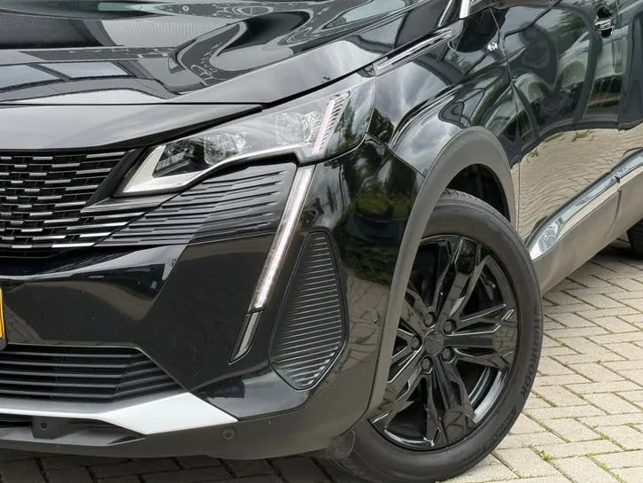 Peugeot 5008 2021 photo 3
