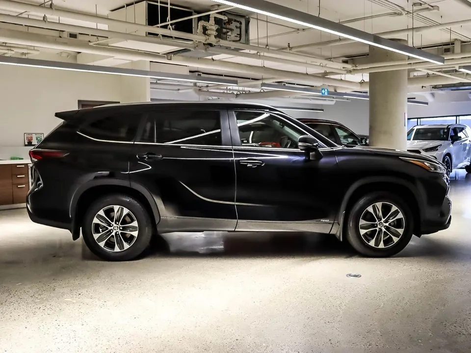 Toyota Highlander 2025 photo 3
