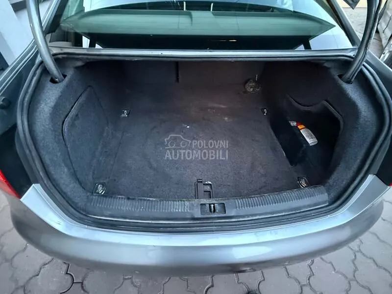 Audi A4 2008 photo 5