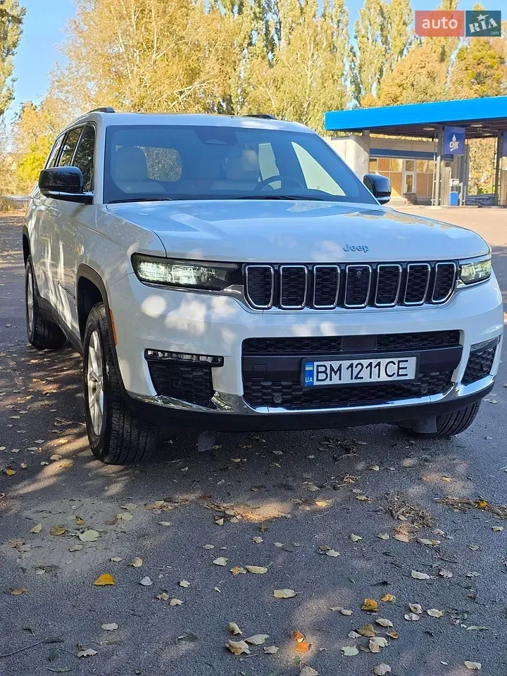 Jeep Grand Cherokee 2023 photo 2
