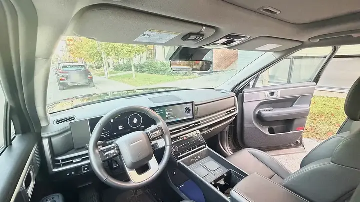 Hyundai Santa Fe 2025 photo 5