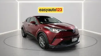 Toyota C-Hr 2018 photo 2