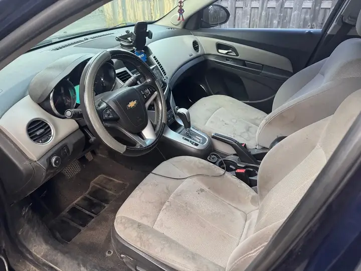Chevrolet Cruze 2011 photo 4