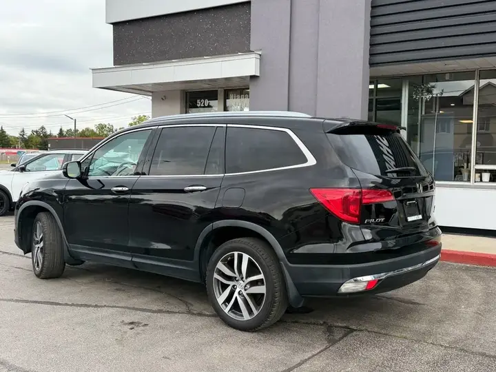 Honda Pilot 2017 photo 3