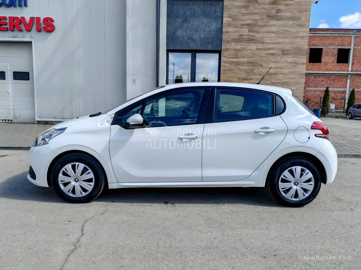 Peugeot 208 2019 photo 5