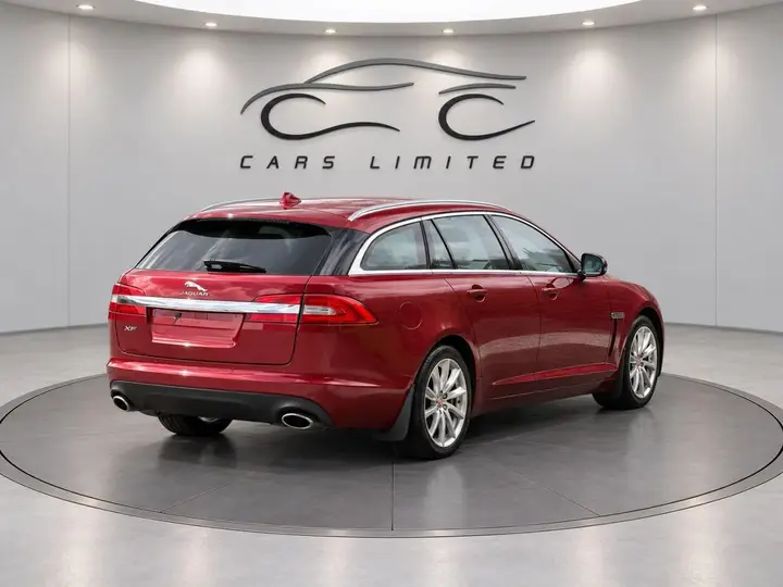 Jaguar Xf 2014 photo 5