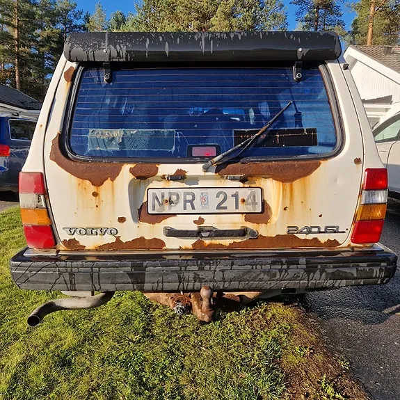 Volvo 240 1988 photo 4