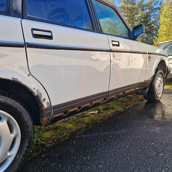 Volvo 240 1988 photo 3