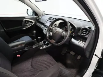 Toyota Vanguard 2010 photo 4