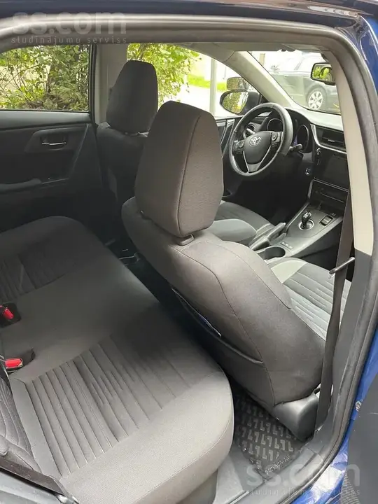 Toyota Auris 2017 photo 5