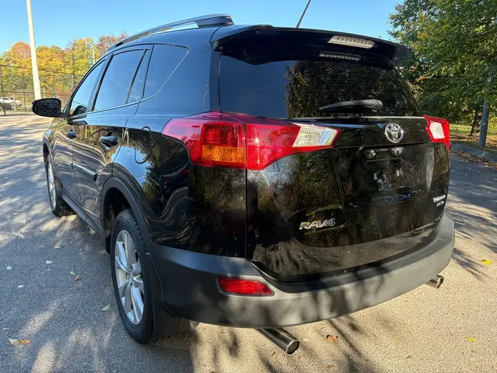 Toyota Rav4 2013 photo 4