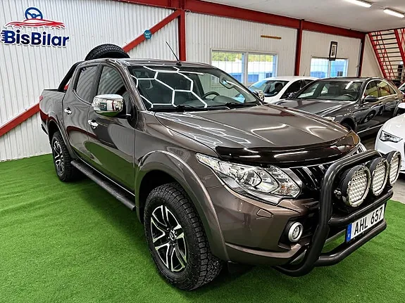Mitsubishi L200 2017 photo 3