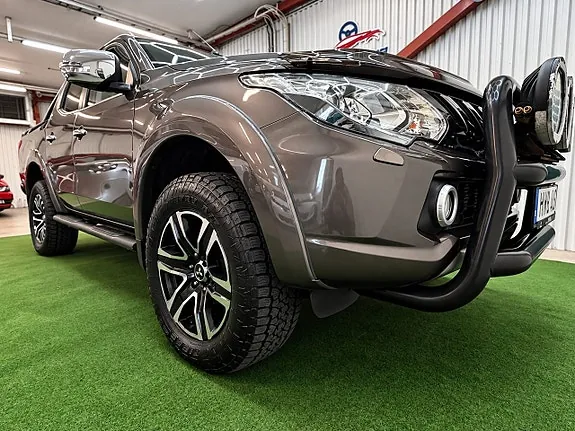 Mitsubishi L200 2017 photo 4