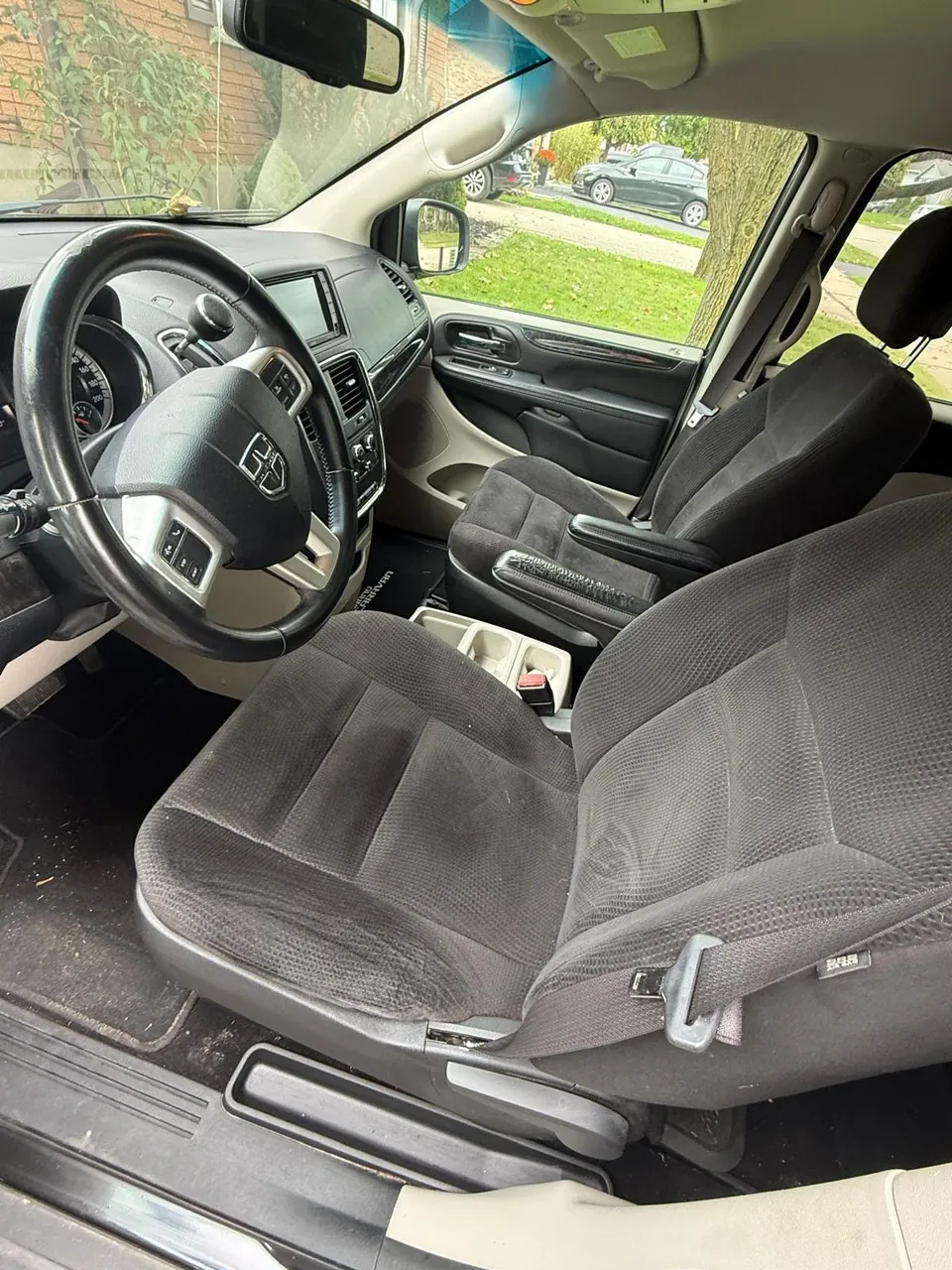 Dodge Grand Caravan 2017 photo 3