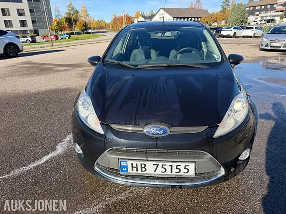 Ford Fiesta 2012 photo 2