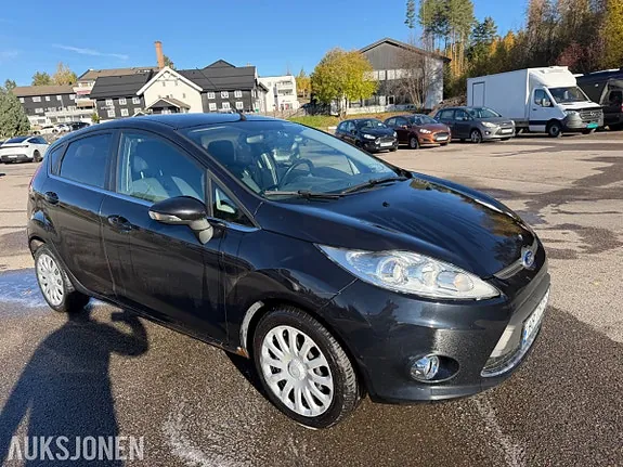 Ford Fiesta 2012 photo 3