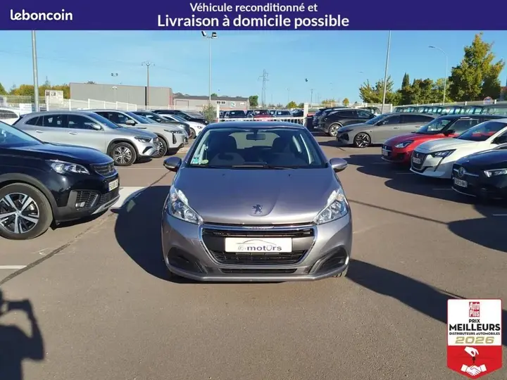 Peugeot 208 2019 photo 2