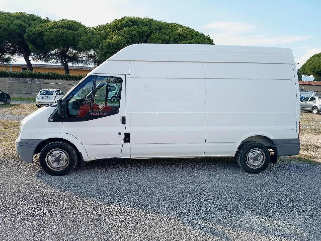 Ford Transit 2013 photo 4