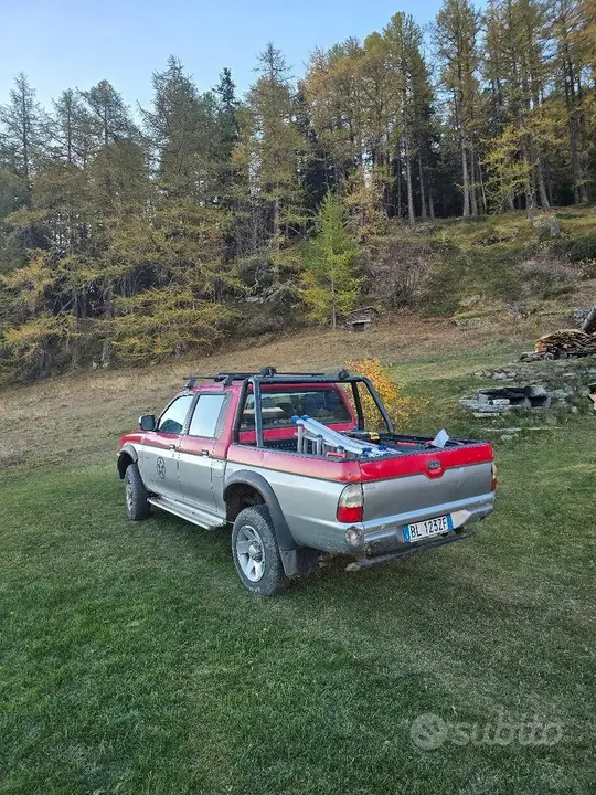 Mitsubishi L200 2000 photo 3