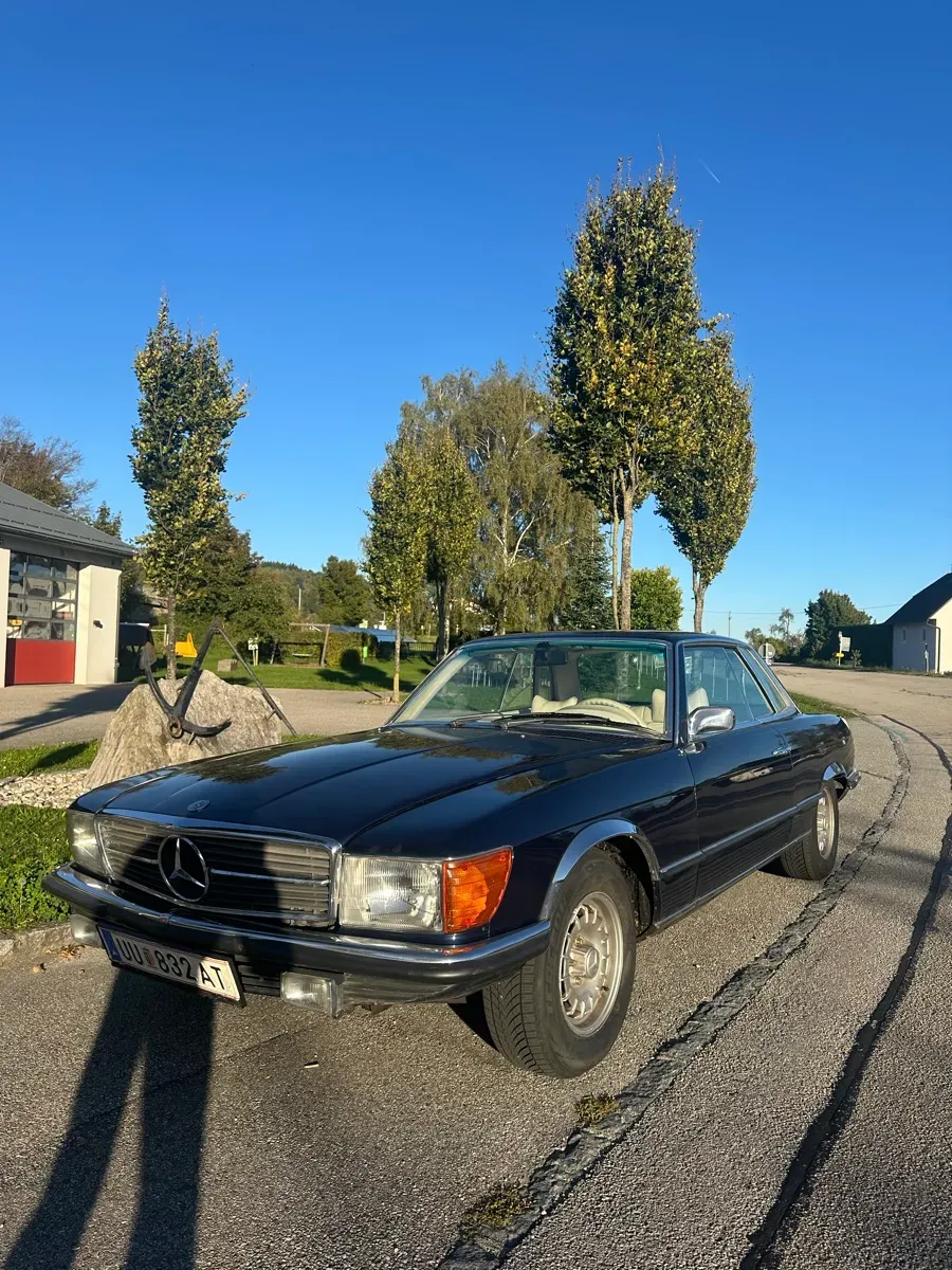 Mercedes-Benz Slc-Klasse 1973 photo 2